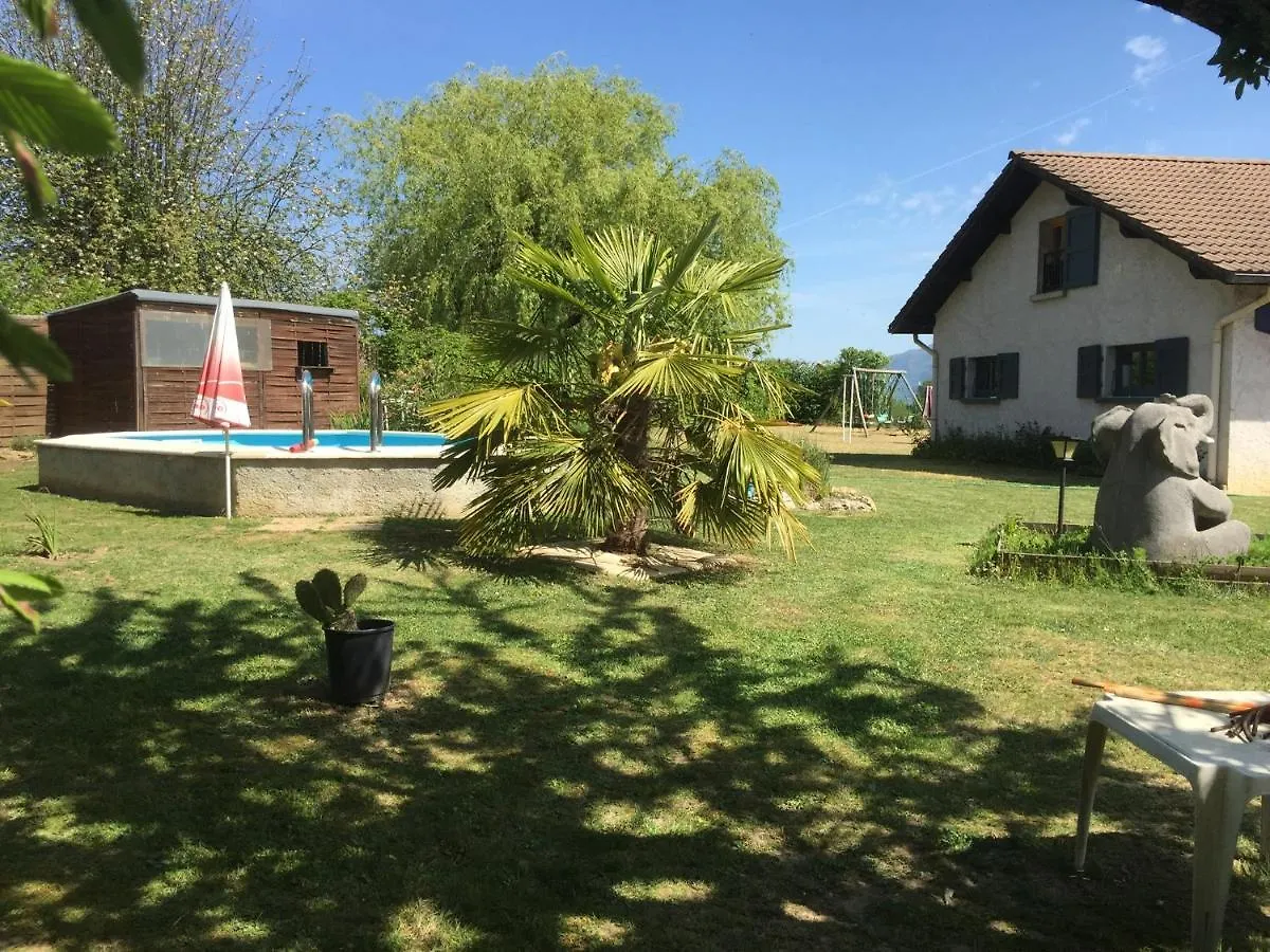 Les Palmiers Daire Chimilin Fransa